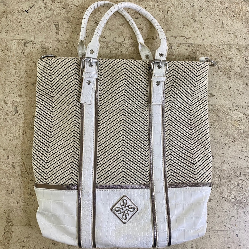 NWOT Simply Vera Wang Bag